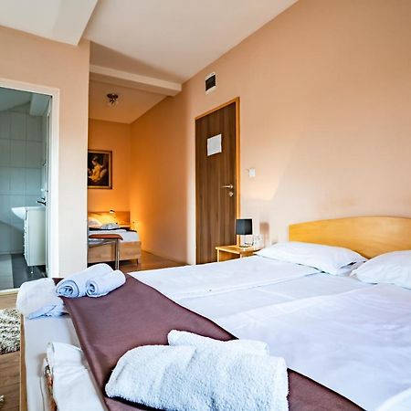 Garni Hotel Mali Predah Knjazevac ภายนอก รูปภาพ