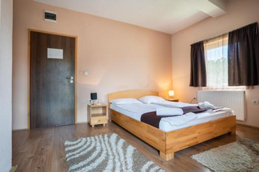 Garni Hotel Mali Predah Knjazevac ภายนอก รูปภาพ